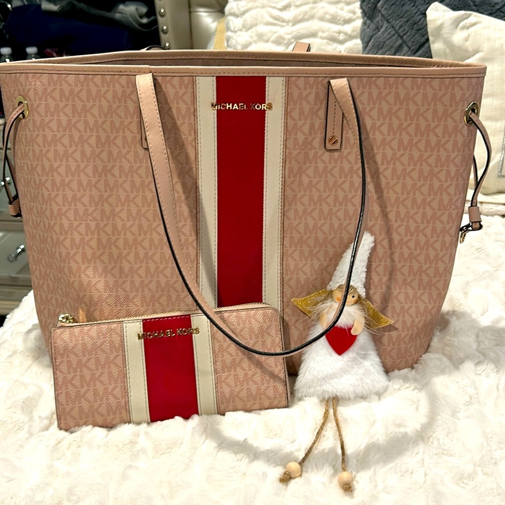 Michael Kors Pink Large Tote Bag and Matching Wallet
